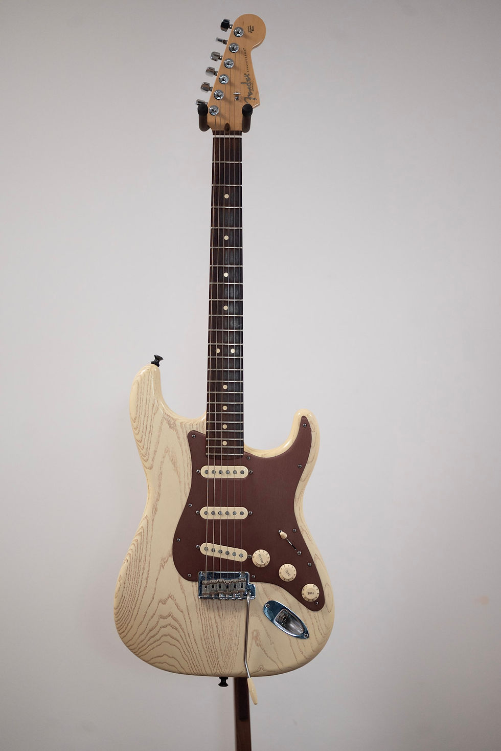 Thumbnail: 2013 Fender FSR American Standard Rustic Ash Stratocaster Olympic White