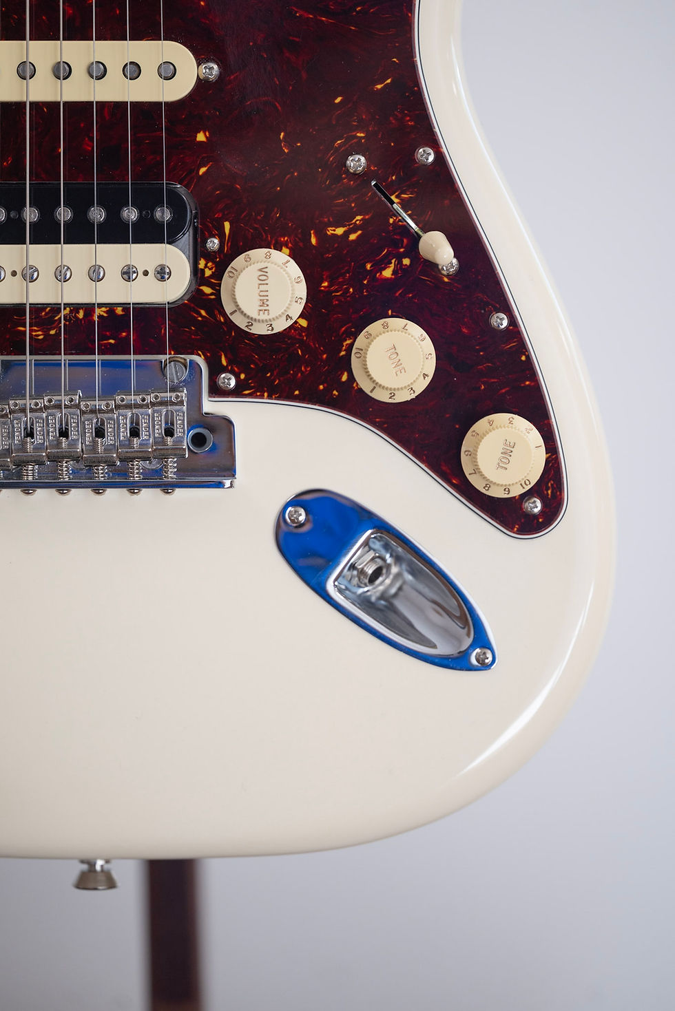 Thumbnail: 2023 Fender USA American Professional ii 2 HSS Stratocaster Olympic White