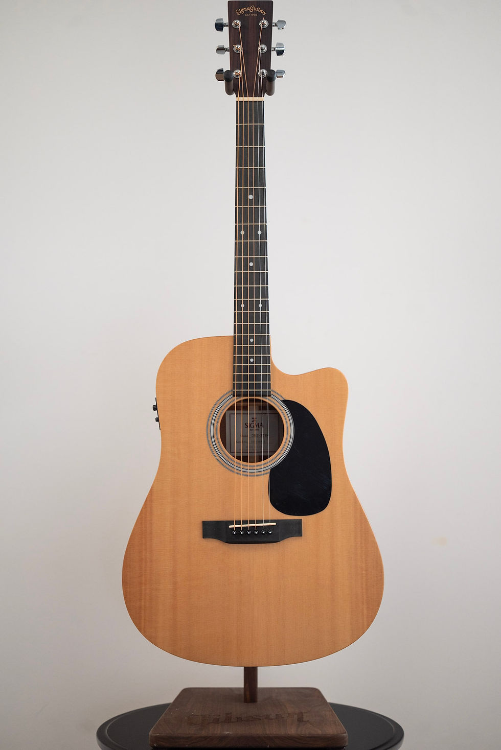 Thumbnail: 2018 Sigma DMC-STE+ Dreadnought Electro Acoustic Natural