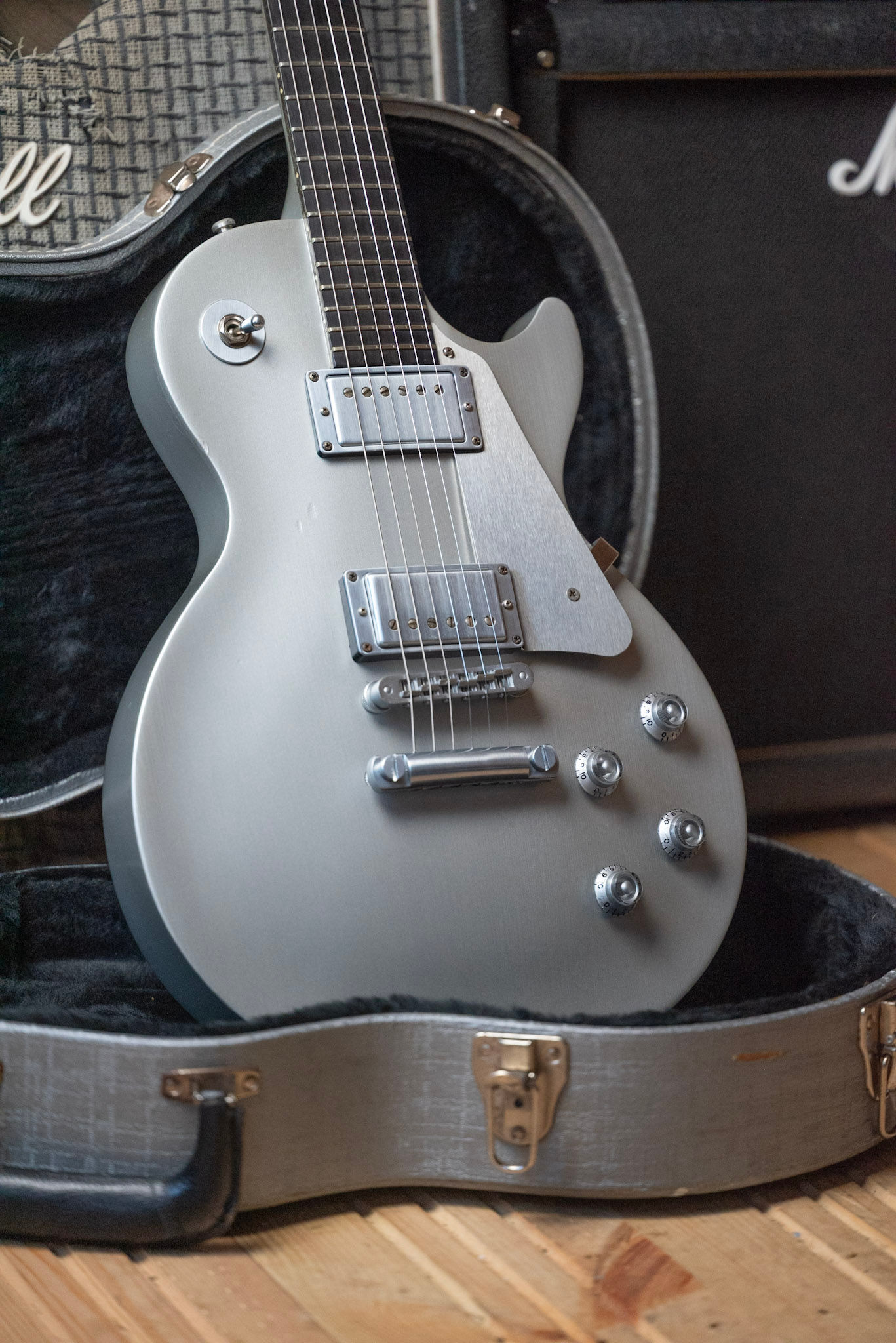 2005 Gibson USA Limited Edition Les Paul Studio - Platinum