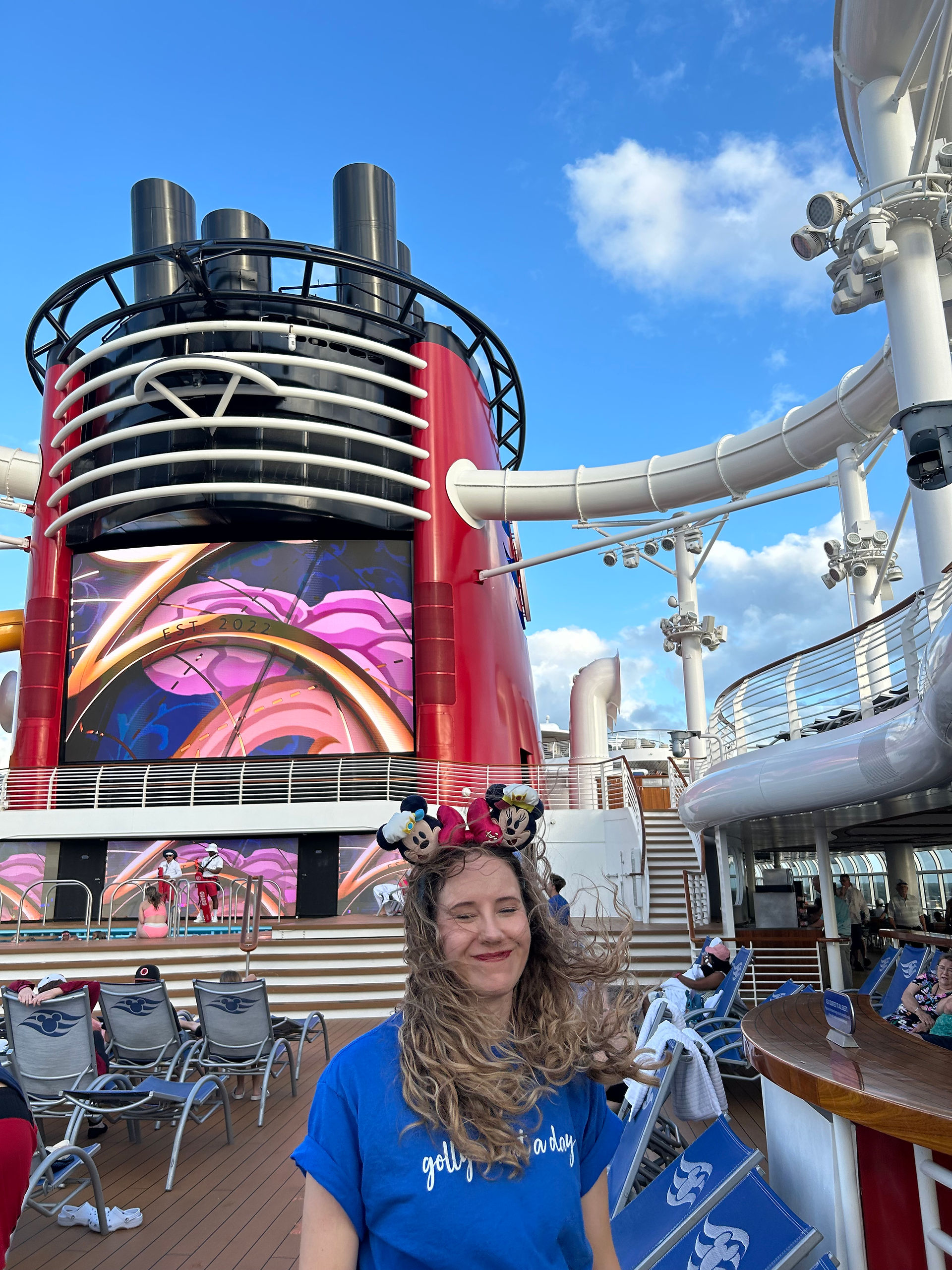Disney Wish Pool Deck 