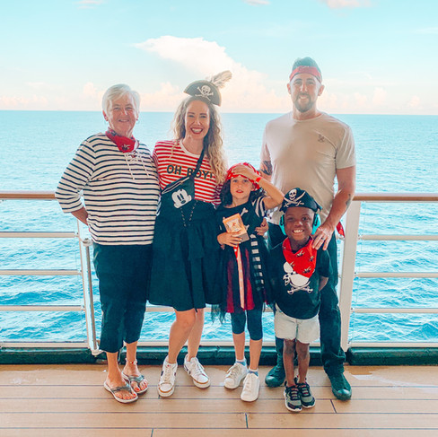 Family outfit ideas for a disney cruise pirate night