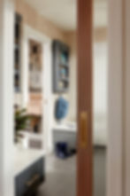 ECHOES OF OAK - MUDROOM