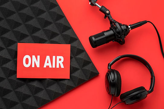 air-banner-mic-with-headphones.jpg