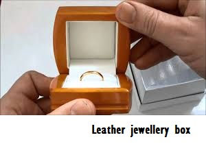Leather jewellery box
