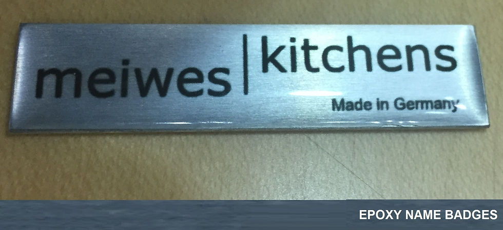 GIFTS-EPOXY-BADGES-IMG_1852