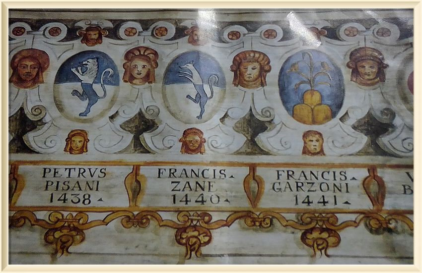 PALAZZO DEI TRECENTO - I PODESTA' DI TRE