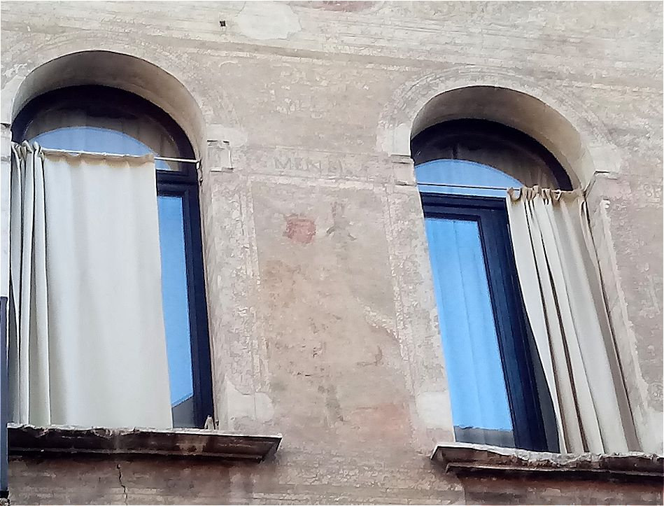 RE INCORONATO CASA DALL'ORO.jpeg