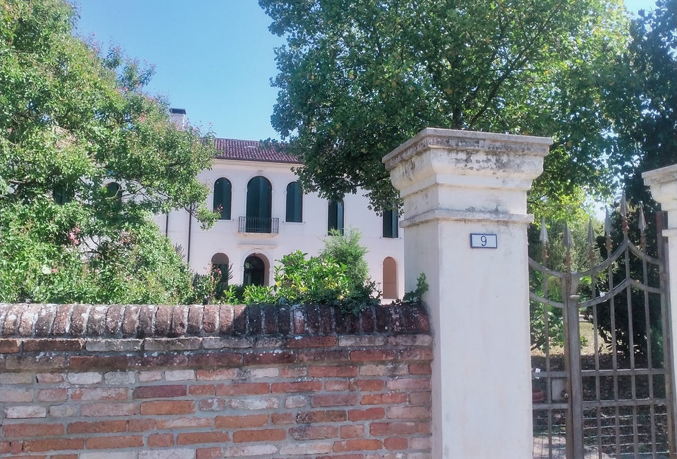 VILLA MADERNI - CENDON (2).jpg