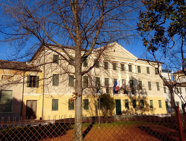 VILLA LEGRENZI.jpg