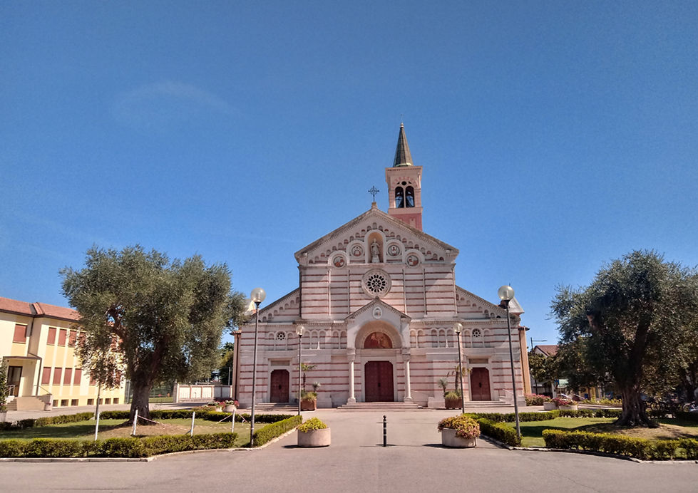 CHIESA PARROCCHIALE DI PAESE (2).jpg