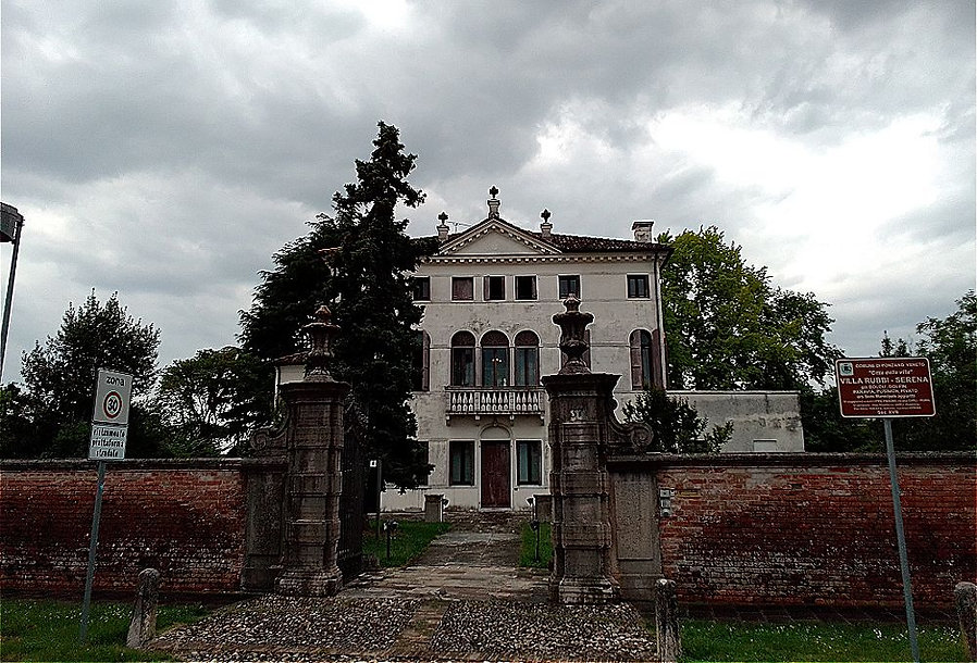 VILLA SERENA