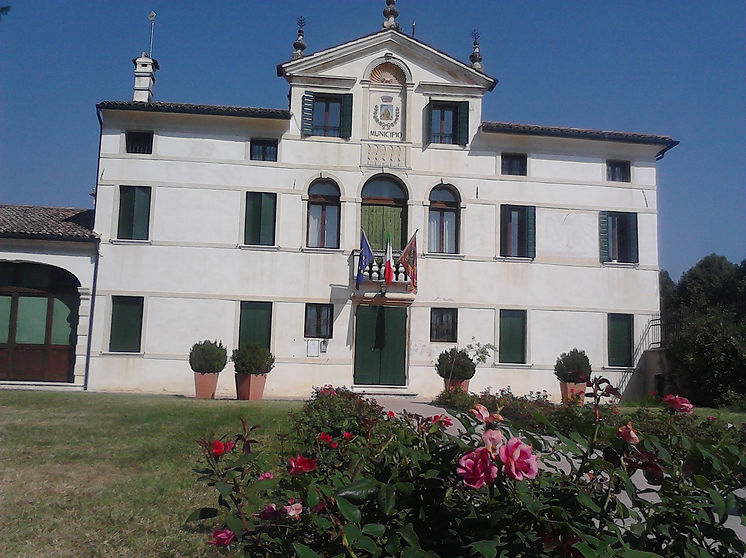 VILLA NERVO