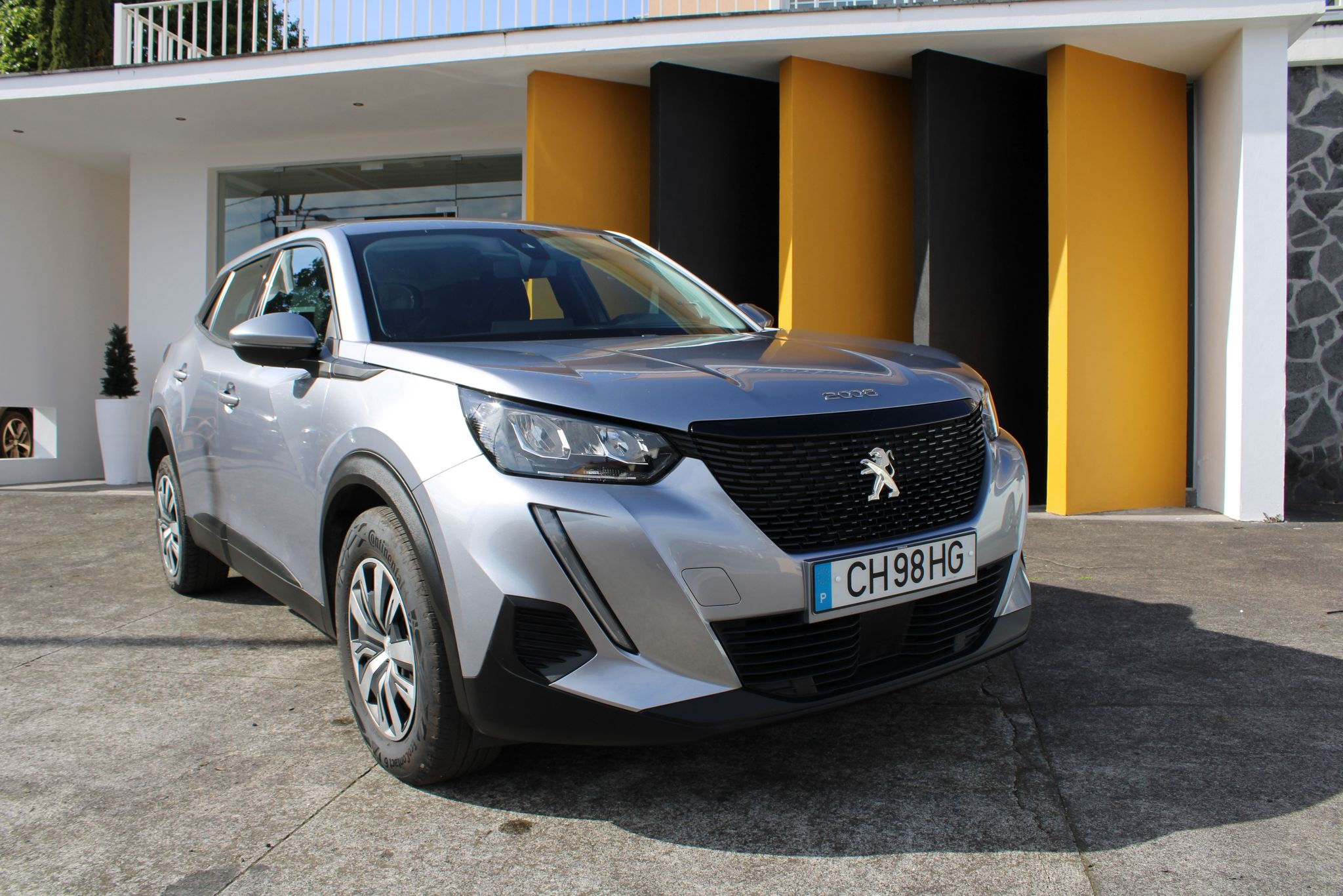 PEUGEOT 2008