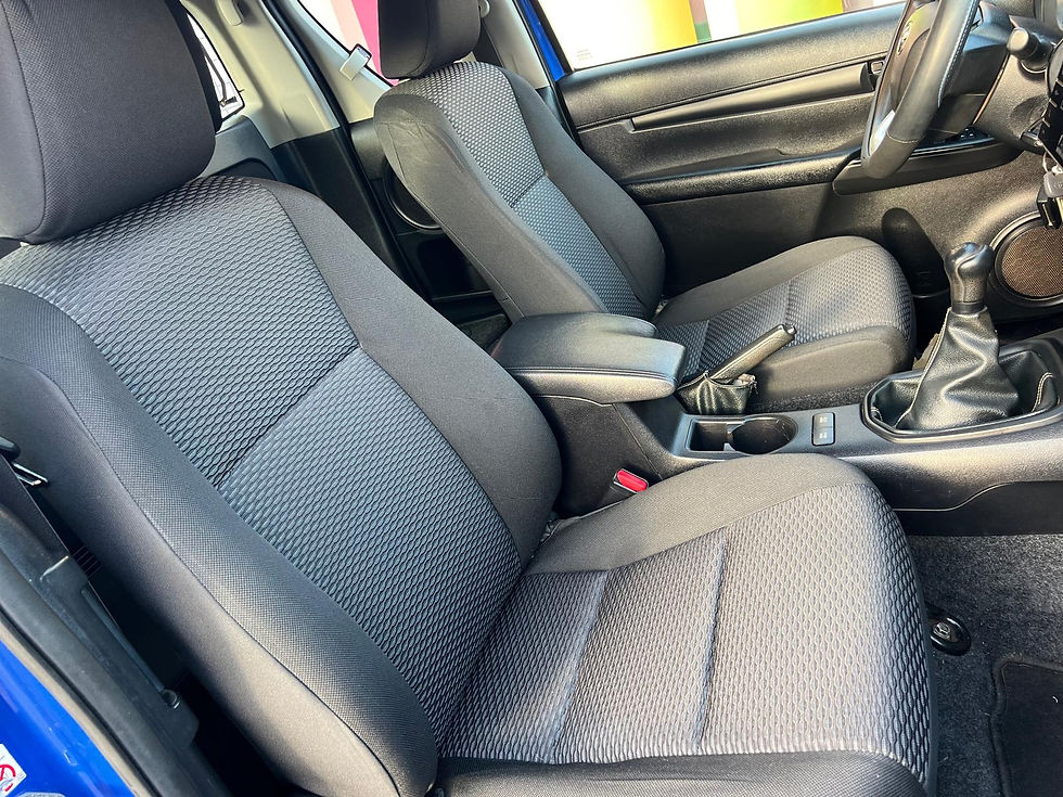 Miniatura: TOYOTA HILUX