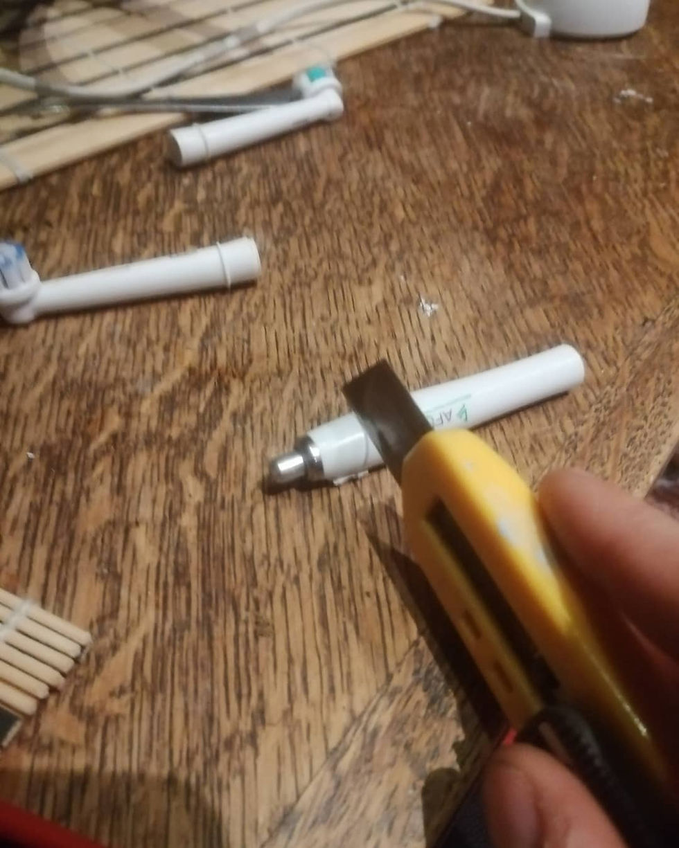 Thumbnail: 'Electric toothbrush'