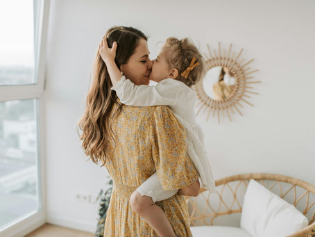 A Complexidade dos Sentimentos Maternos: Amor, Culpa e Autenticidade