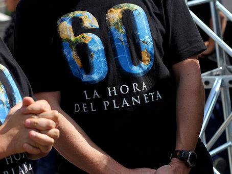 LA HORA DE LA TIERRA: APAGA LA LUZ, ILUMINA EL PLANETA