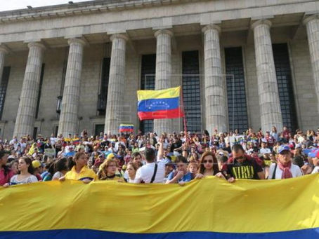 ARGENTINA SE UNE A LA PROTESTA MUNDIAL CONTRA LA VIOLENCIA EN  VENEZUELA