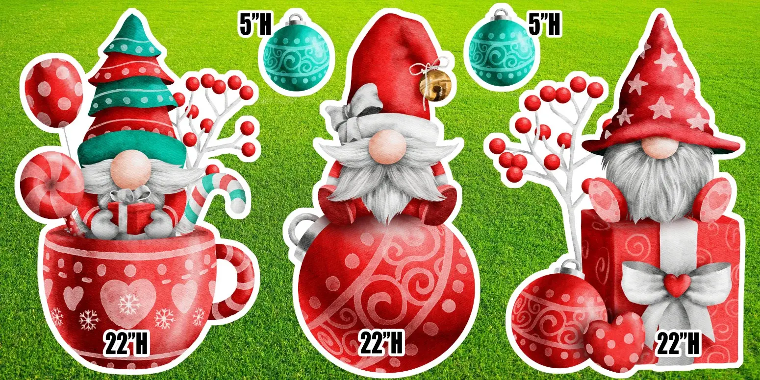 D052 QS CHRISTMAS GNOME & ORNAMENTS PARTY PROPS
