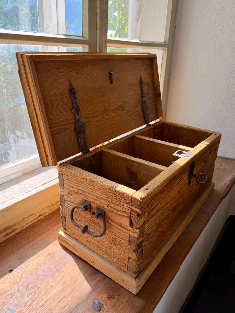 Miniaturbild: Truhe – Nadelholz, datiert 1813