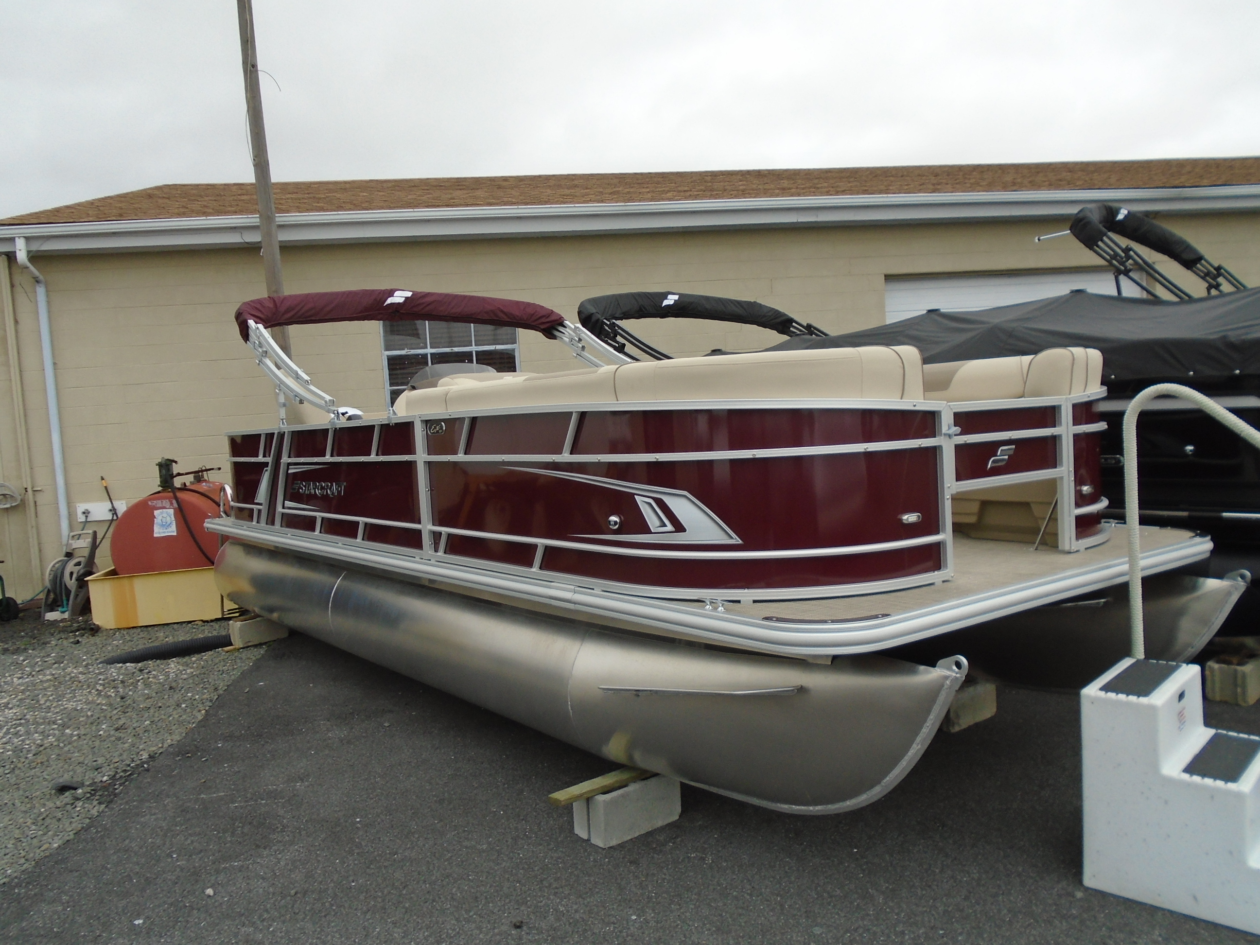 starcraft pontoon starcraft pontoon