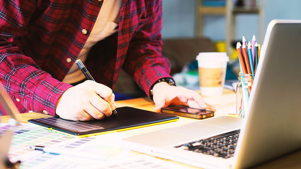 Being a Freelance Artist, Fighting for your Passion, and Making it Happen