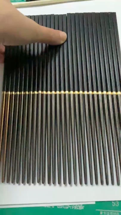 【實際展示】鈦環金屬四方筷 - A