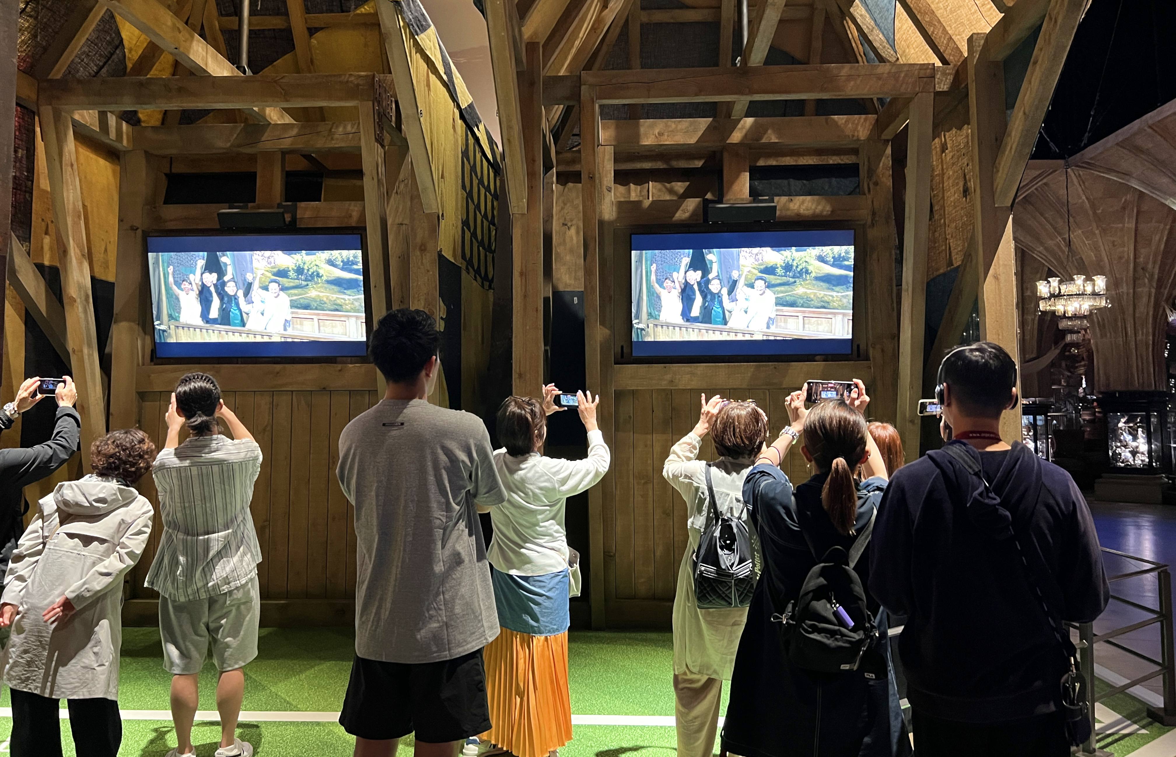 魁地奇比賽加油團