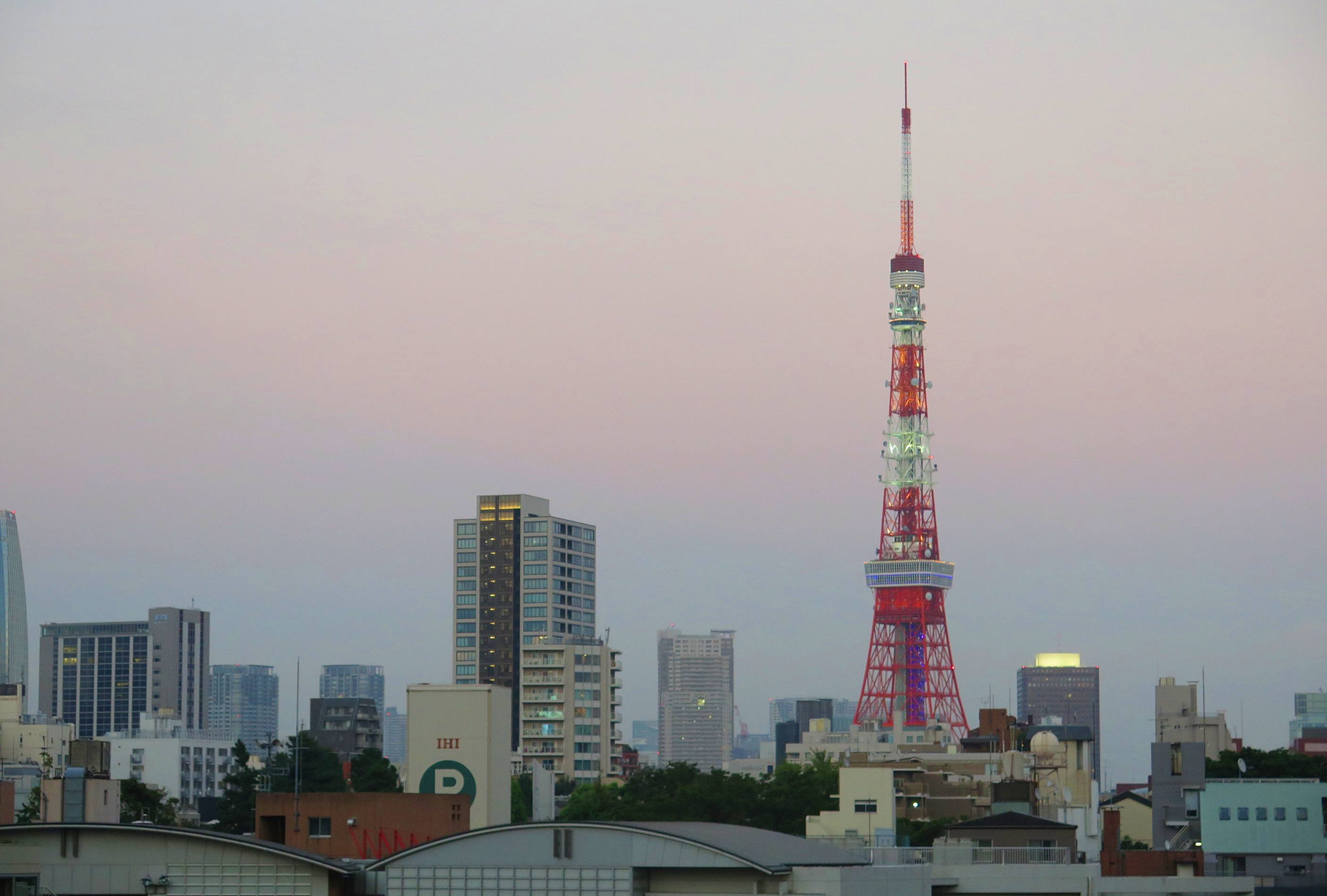 落日時分的東京鐵塔