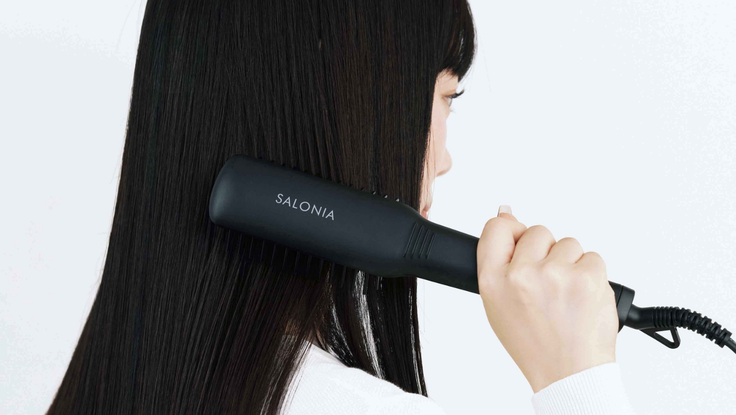 近年超夯的 Salonia 離子夾、電捲棒，在 BicCamera 都能輕鬆入手！