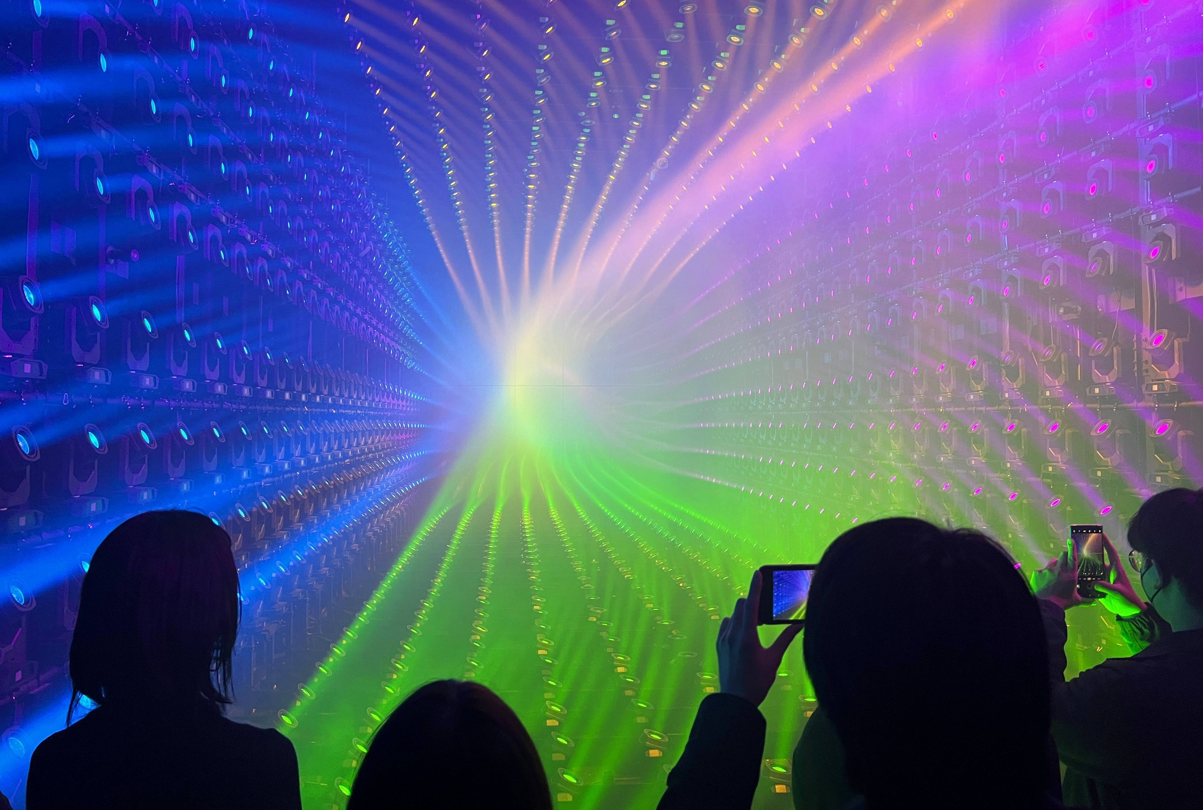 teamlab水粒子場景