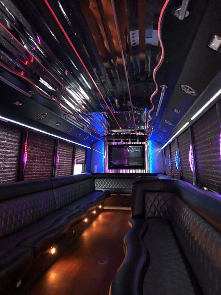 Kings 30 Passenger Limo Bus