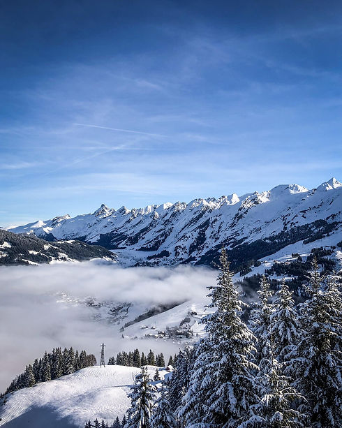 laclusaz-vue-ciel-helicoptere.jpeg