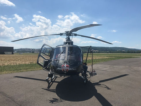 hélicoptère pour visite de réseau