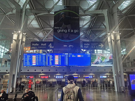 Seit Ende Oktober und bis Ende März gilt am EuroAirport Basel-Mulhouse der Winterflugplan. In dieser Zeit fliegen die 24 Airlines vom Flughafen fast 90 Destinationen an. Ob Sie nun in den Sommer oder lieber auf eine Städtereise wollen, für alle ist hier etwas dabei.