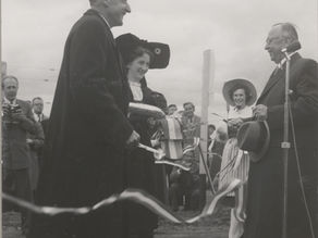 Die Eröffnung der Zollfreistrasse in 1952