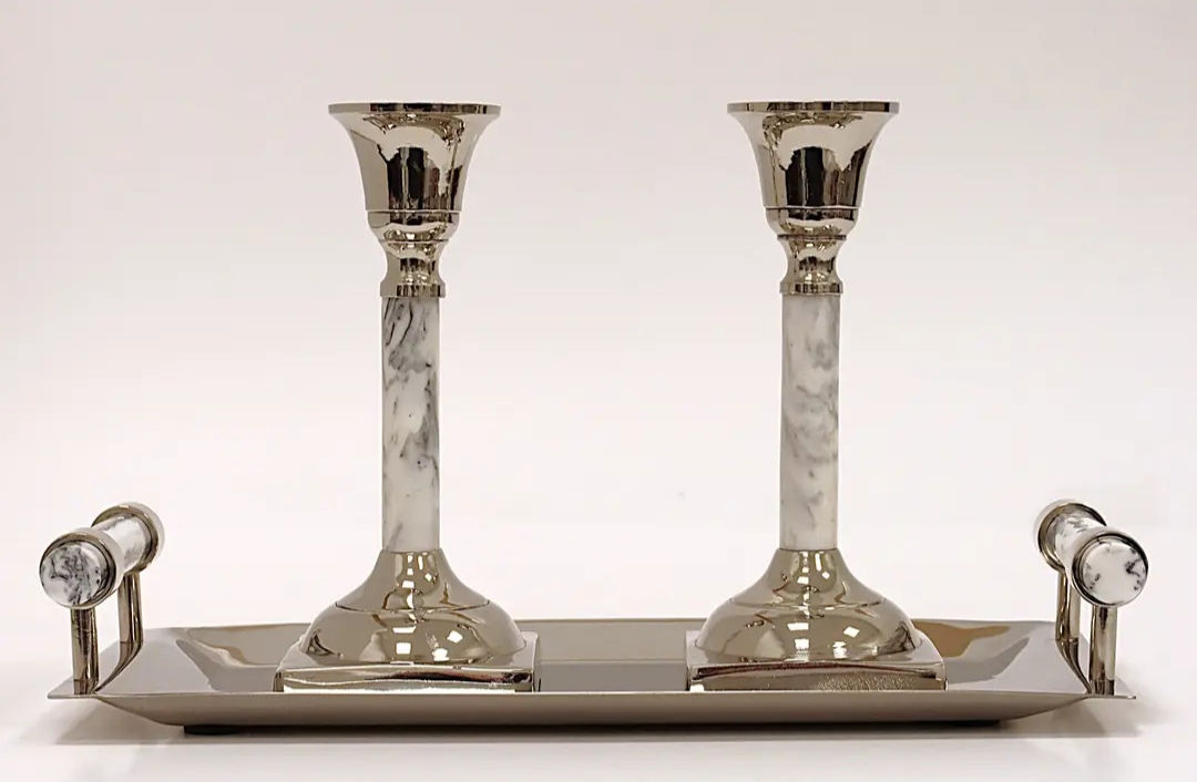 Ensemble de bougeoirs avec plateau en marbre et acier inoxydable 