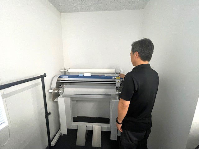 カッティングプロッター作業風景