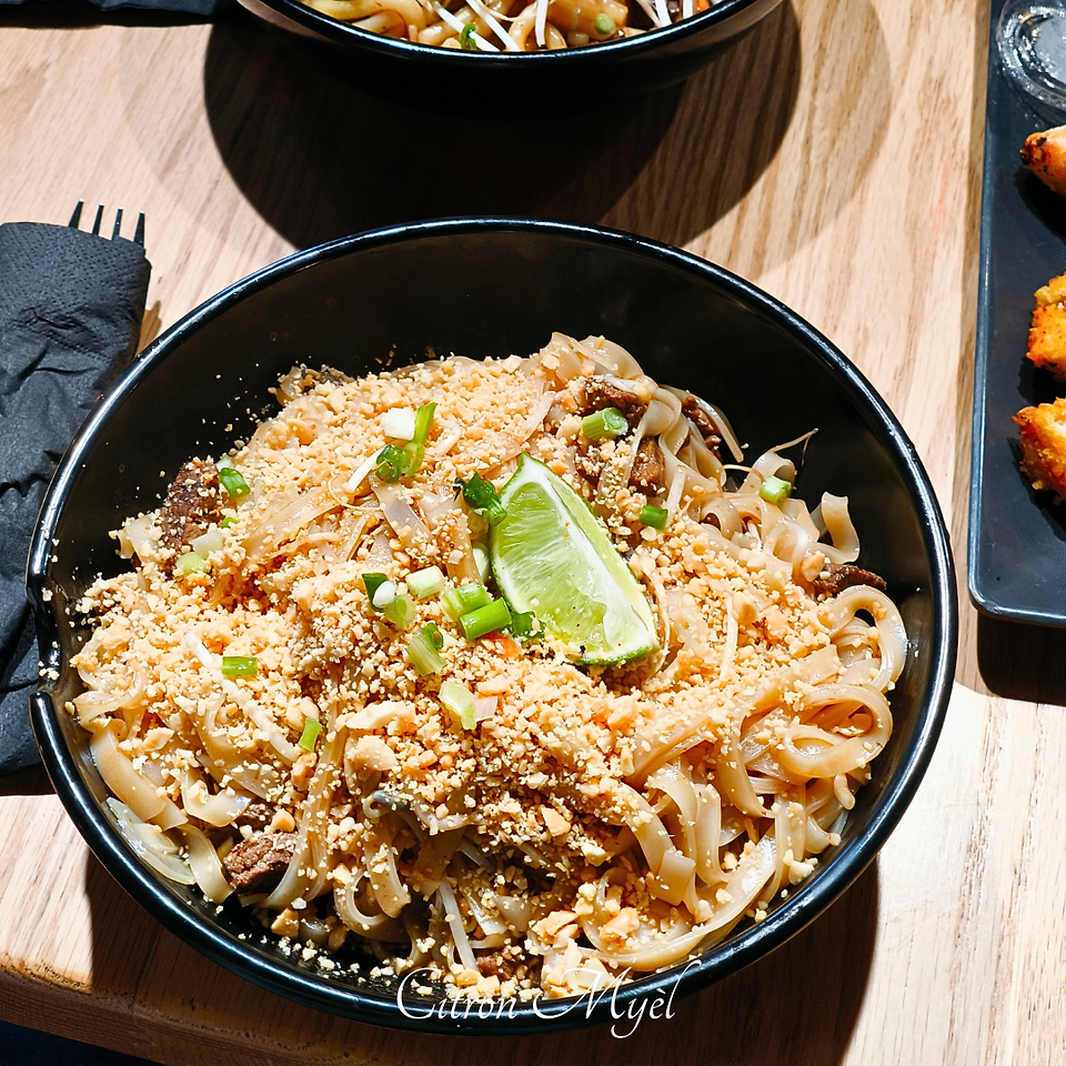 Bol Noir de Pad Thaï Boeuf