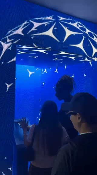 Ativações da Phygital Solutions no Rock in Rio 2026 com Beat Hero, Capture Booth, reconhecimento facial, Social Wall, Roaming Booth e impressão personalizada.