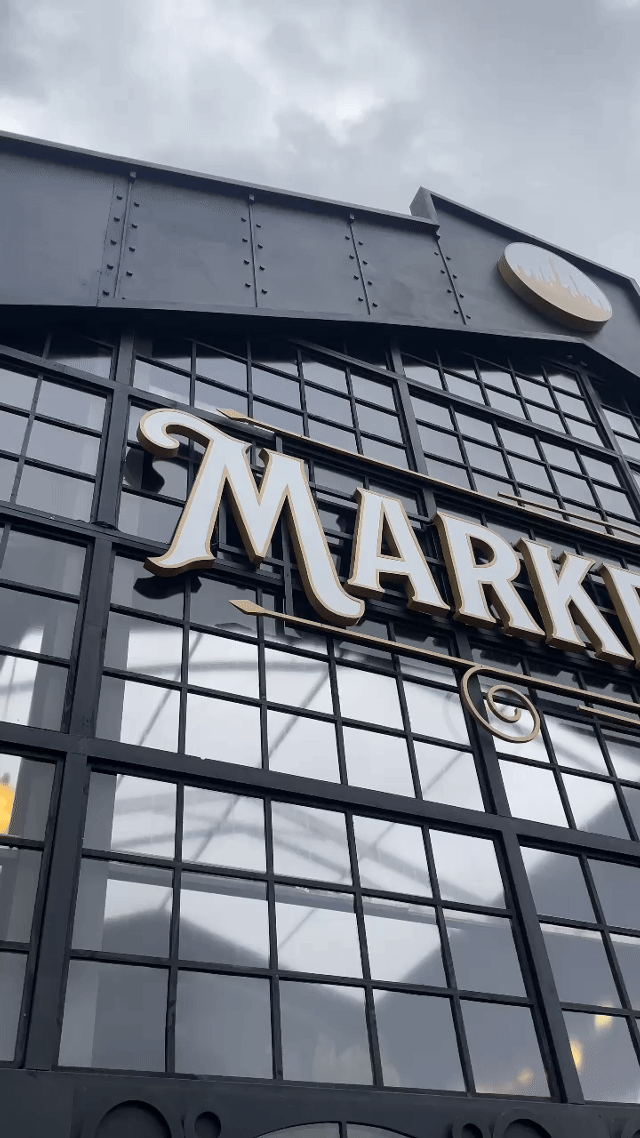 Público escolhe pratos favoritos e recebe avatares personalizados e fotos impressas no espaço Gourmet iFood.