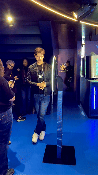 Ativação da Prudential no Rock in Rio 2026 com Capture Booth, IA, impressão de fotos e Social Wall desenvolvida pela Phygital Solutions para a TV1.