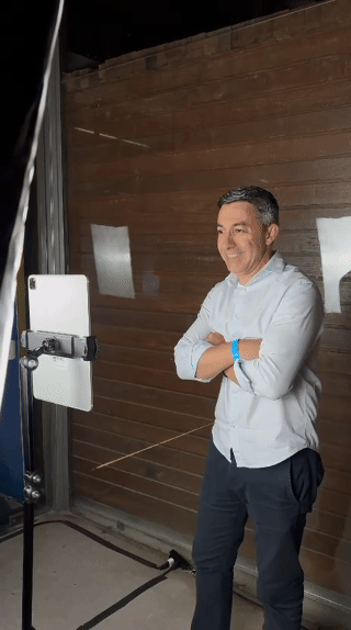 Ativação da SABESP no Museu do Futebol, desenvolvida pela Phygital Solutions para a Dream Factory, transformou visitantes em figurinhas personalizadas inspiradas nos álbuns de Copa.