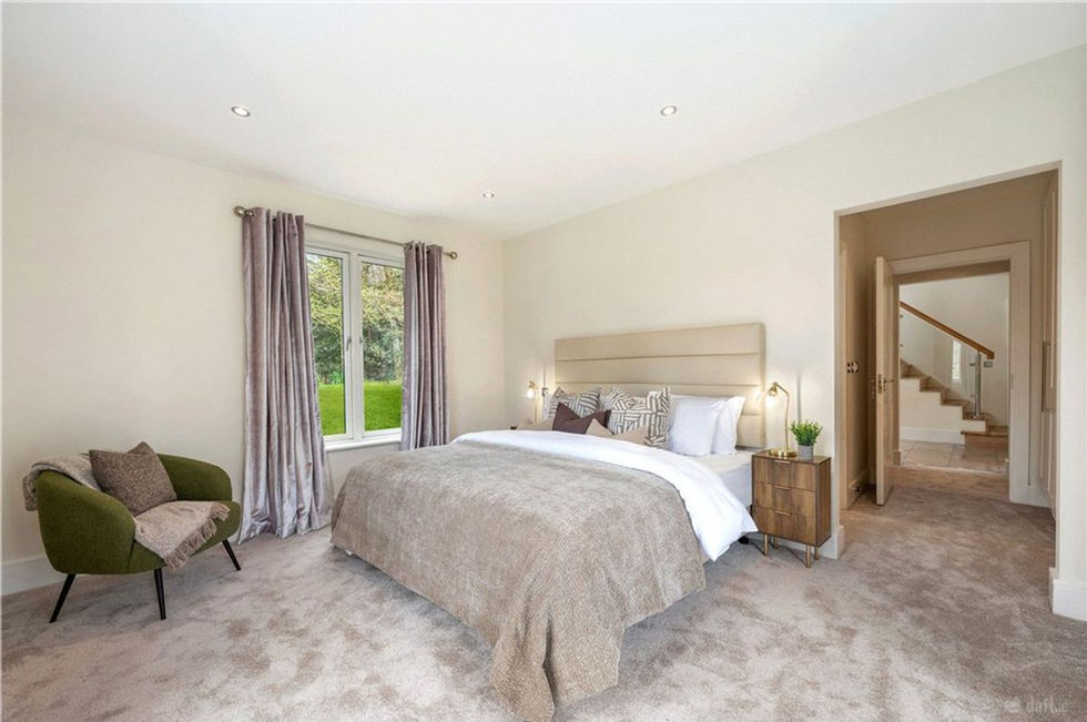 BEDROOM1.jpg