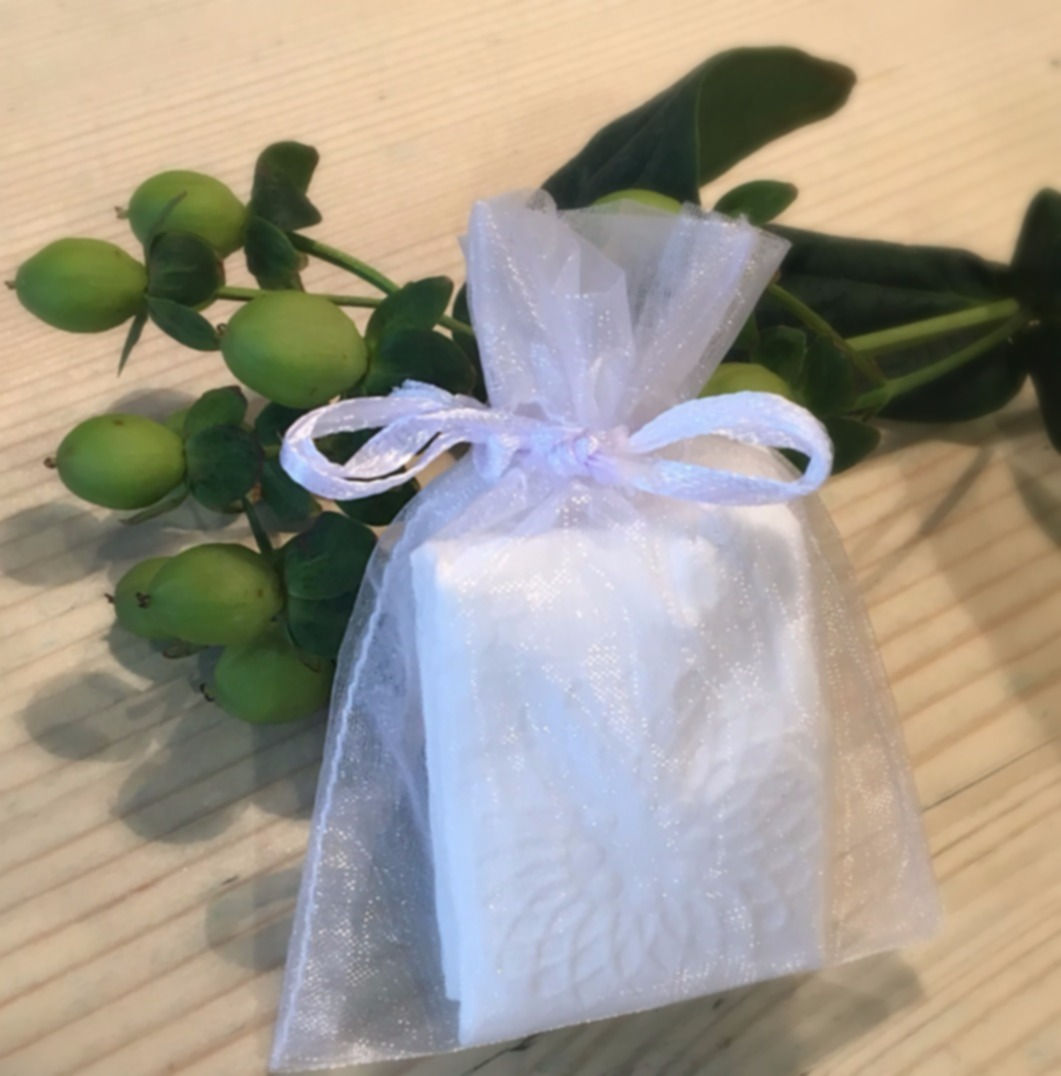 Sphere Embossed & Scented Travel Hand Towels