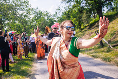grooms mom at head of baraat