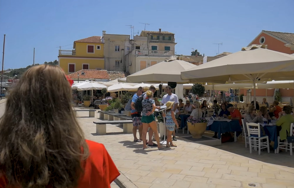 האי היווני פאקסוס ואנטי פאקסוס — ענת גרוס לאור