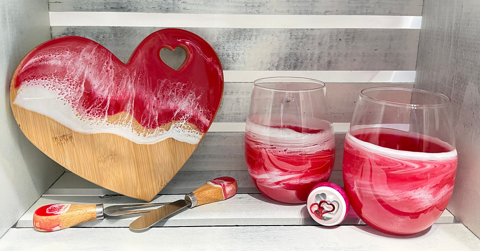 Thumbnail: Valentine Heart Ocean Resin Mini Charcuterie Board Set– Bamboo