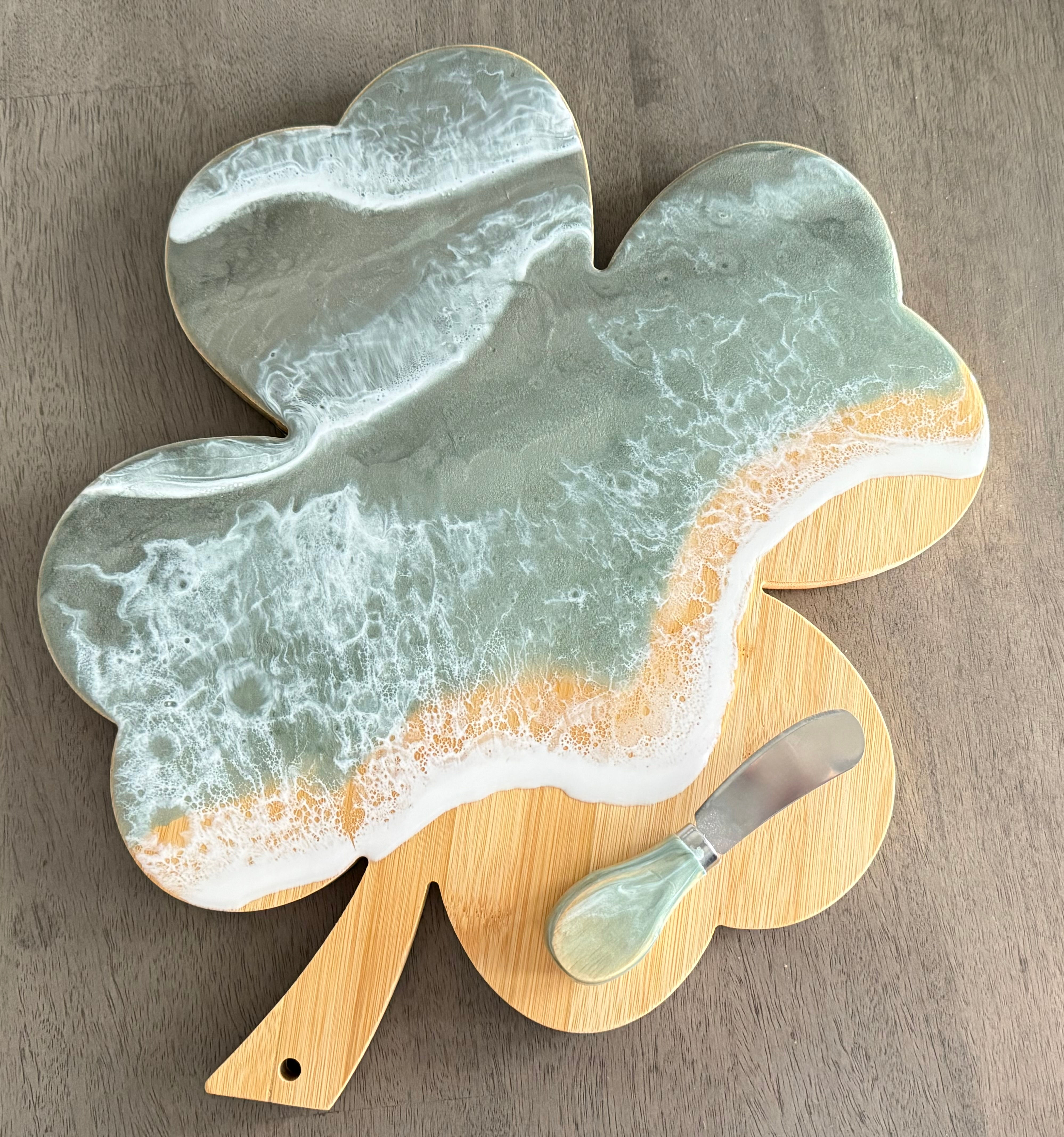 🍀 Lucky Tides Shamrock Charcuterie Board Set